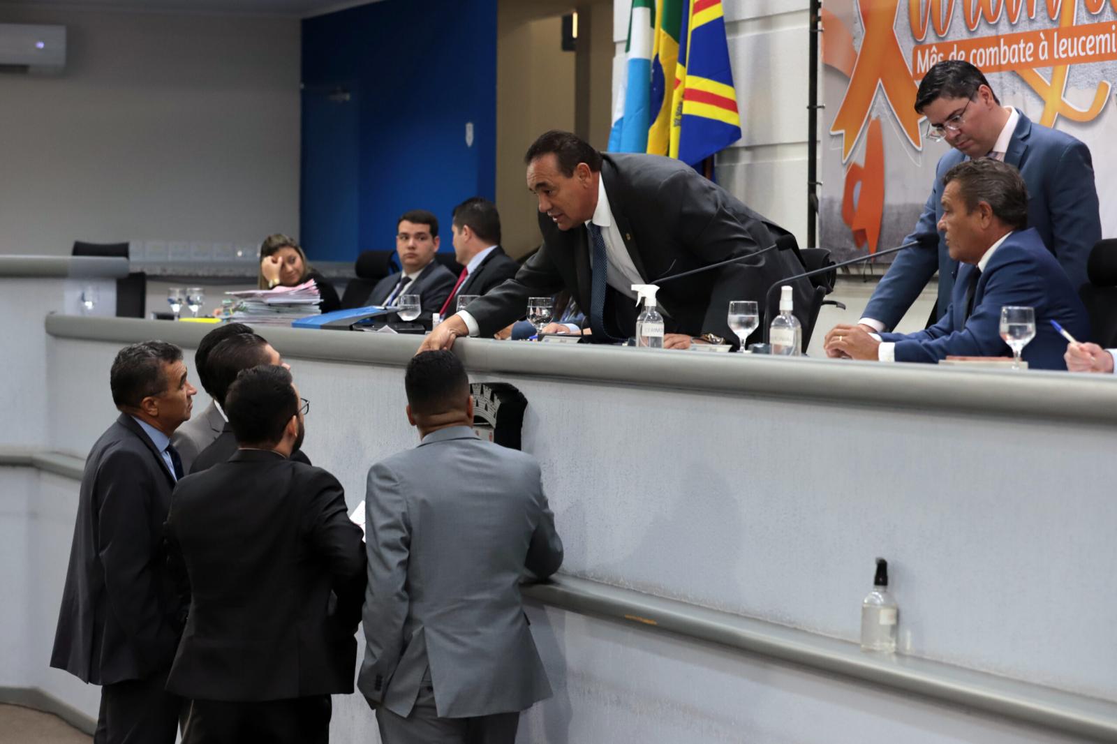 Cinco projetos de lei serão votados pelos vereadores na sessão de quinta-feira.