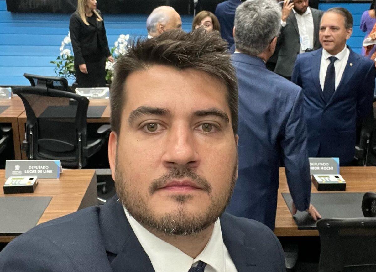 Com desistência de Lídio e Mara, Rafael Tavares enfrenta Gerson na disputa da presidência.