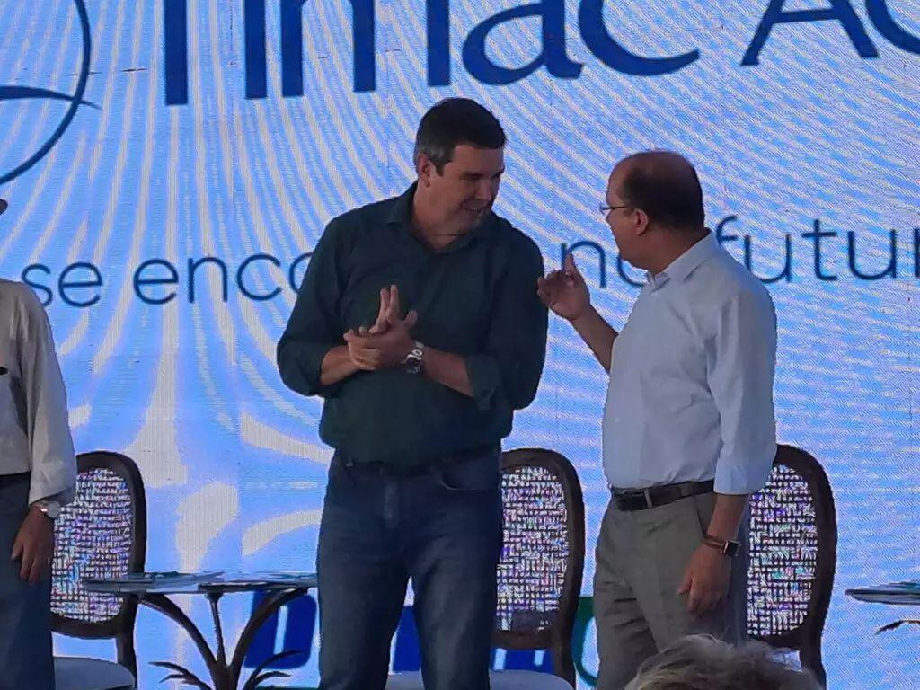 Em evento do agro negocio,  Governador Eduardo Riedel empolga plateia ao prometer que Mato Grosso do Sul  terá “paz no campo” 