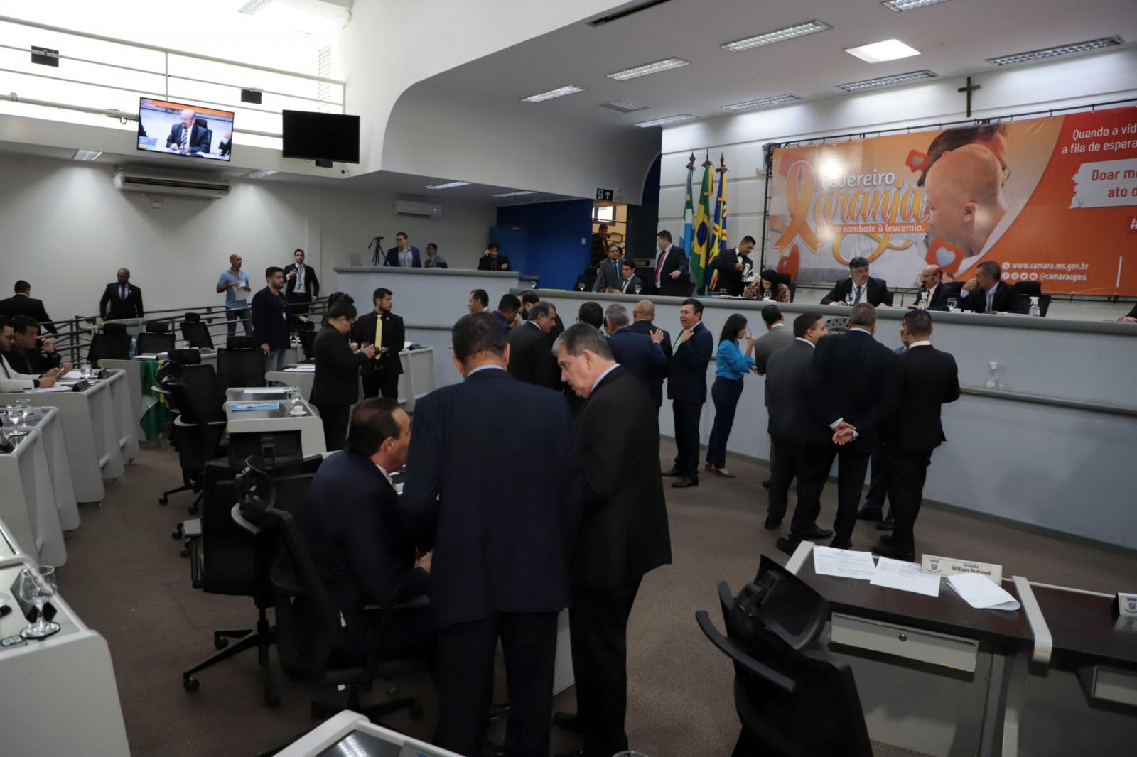 Três projetos de lei serão votados pelos vereadores na sessão de quinta-feira.
