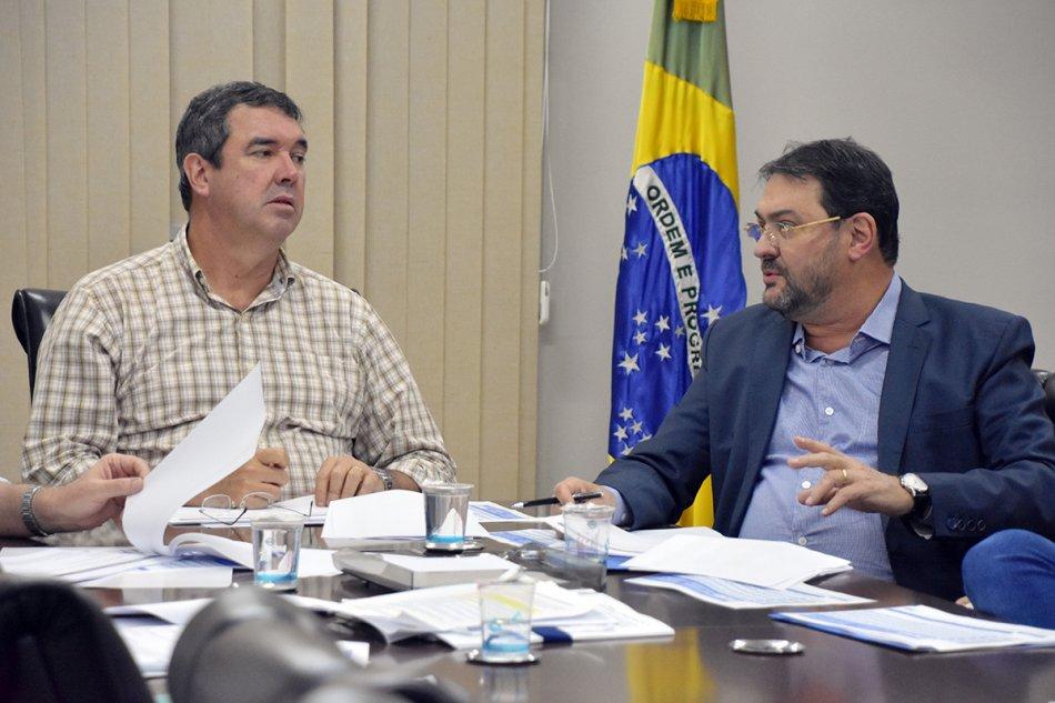 “Bala de prata” do governo, reforma tributária será debatida por Riedel, indústria e secretário de Haddad.