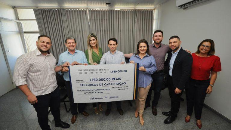 Prefeitura firma parceria com escola de educação técnica para oferecer 79 cursos gratuitos on-line.