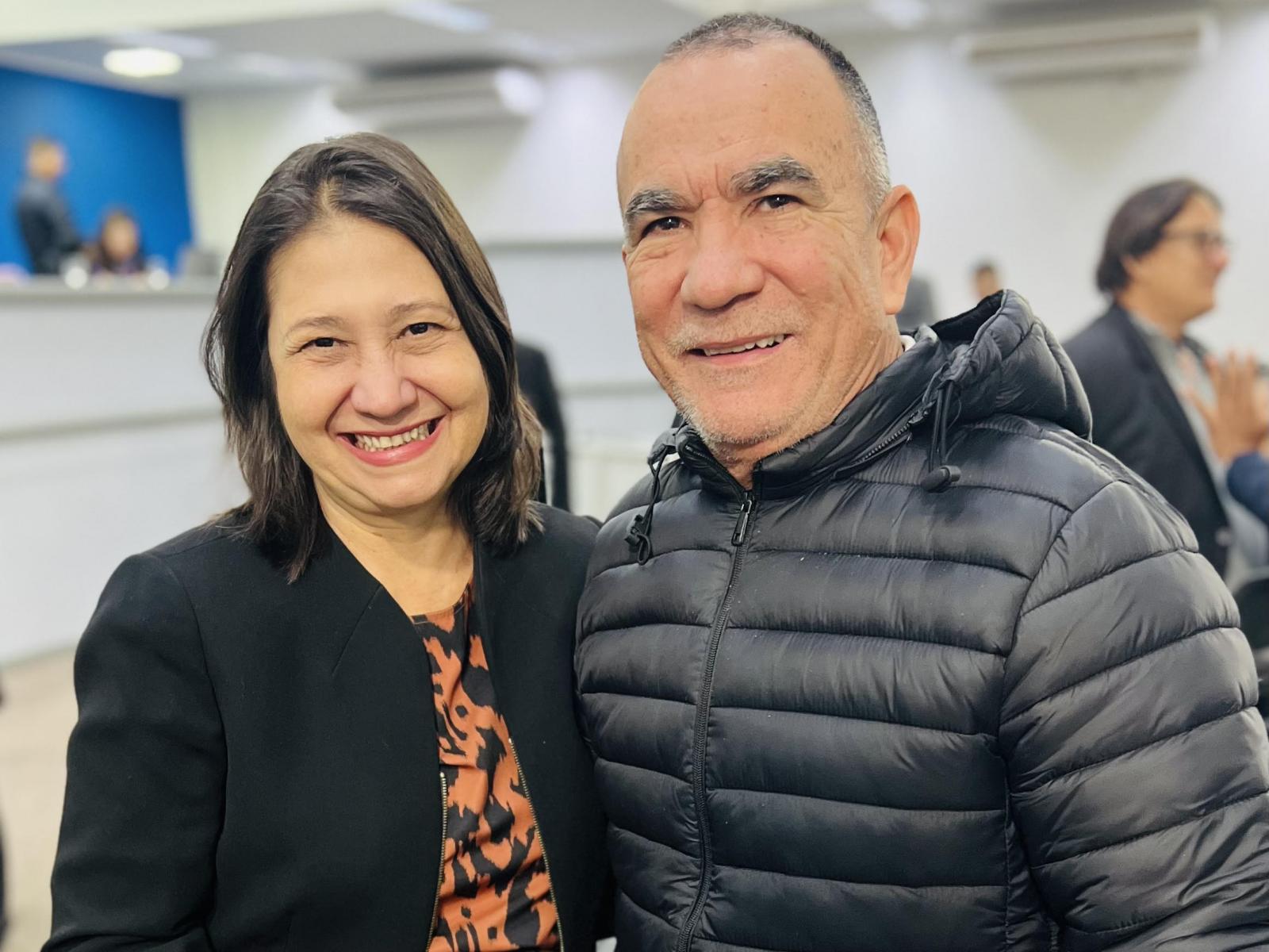 Projeto de Lei da vereadora Luiza Ribeiro que implanta do Piso Nacional da Enfermagem aos servidores públicos municipais é aprovado na Câmara Municipal.