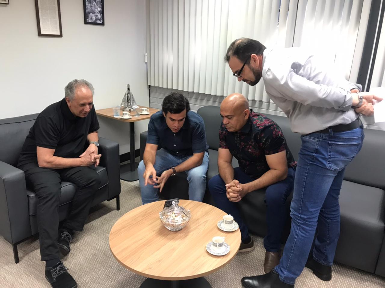 Ronilço Guerreiro se reúne com deputado Beto Pereira e com Rudel Trindade, diretor-presidente do Detran.