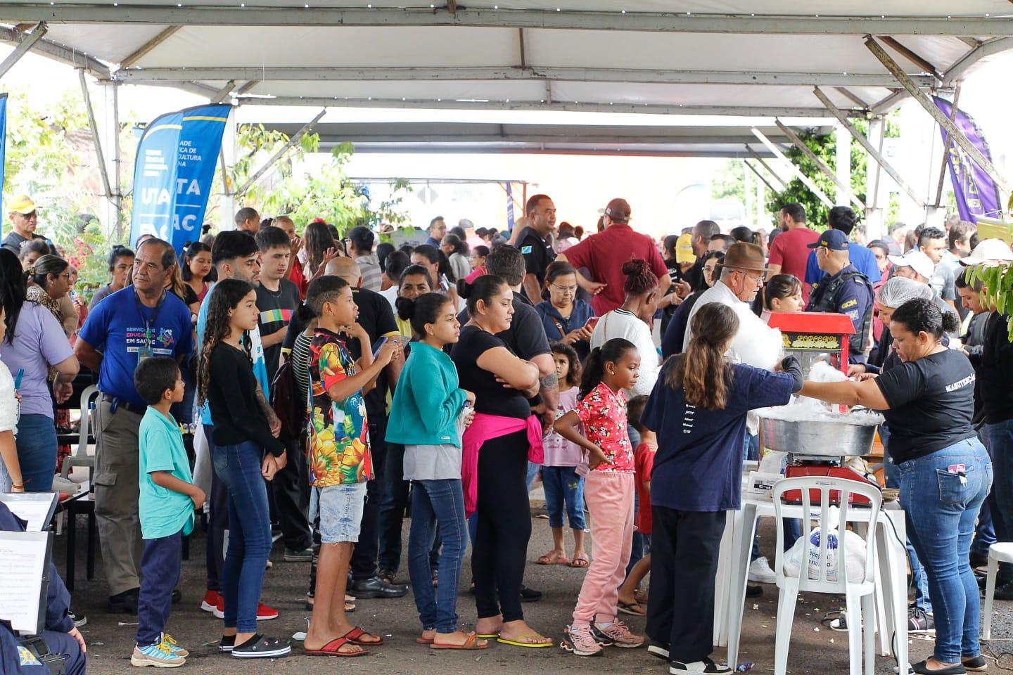 Edição especial de aniversário supera anteriores e Todos em Ação atrai 7 mil pessoas no Jardim Centro Oeste.