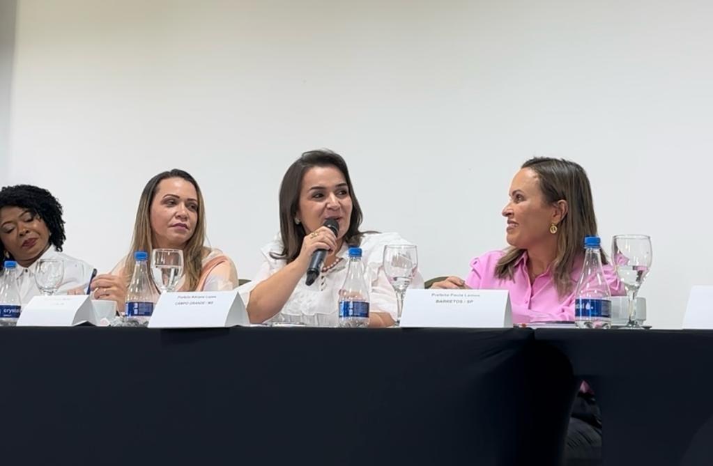 Prefeita Adriane Lopes participa em Brasília de debate sobre políticas de Cuidado e se reúne com integrantes da bancada federal.