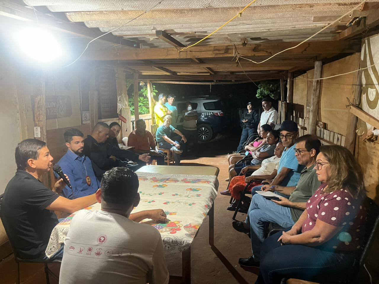 Vereador Villasanti faz reunião sobre segurança com povos originários na Aldeia urbana Água Funda.