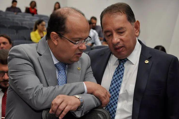 Gerson Claro e Barbosinha comandarão o Estado nas férias do Governador Eduardo Riedel.