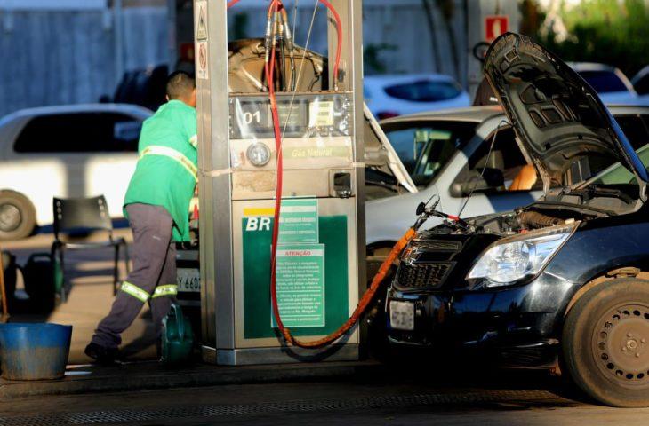 GNV apresenta maior variação de preços entre combustíveis em pesquisa do Procon.