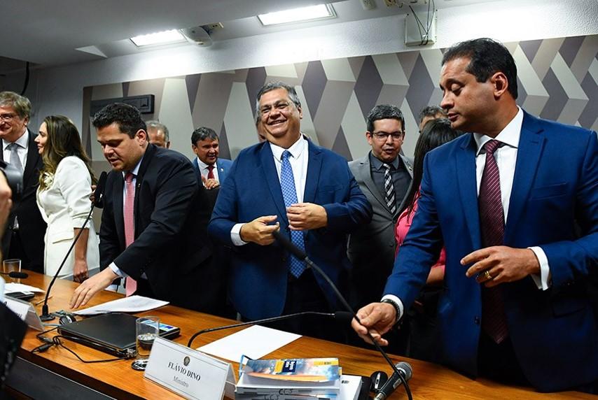 Senado aprova Flávio Dino para o STF e Gonet para para PGR.
