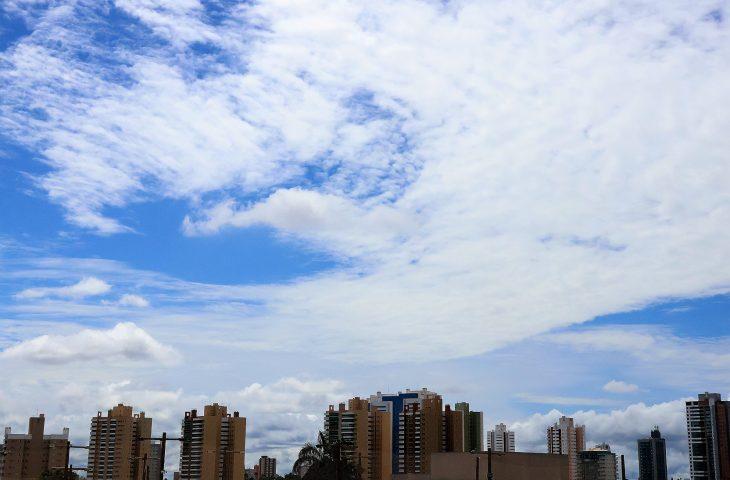 Último dia do ano terá nuvens e possibilidade de chuva, diz Cemtec.
