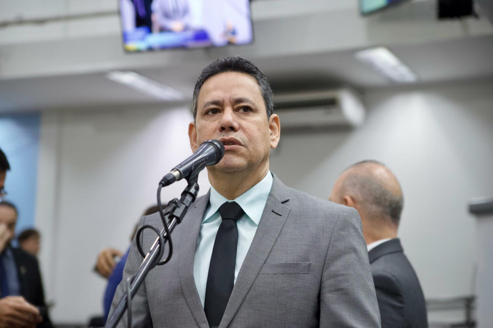 Vereador Clodoilson Pires destina Emendas Impositivas LDO 2024 para fortalecer a Saúde Municipal de Campo Grande.