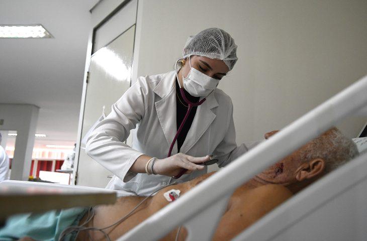Governo de MS lança editais de concurso com 279 vagas para o Hospital Regional.