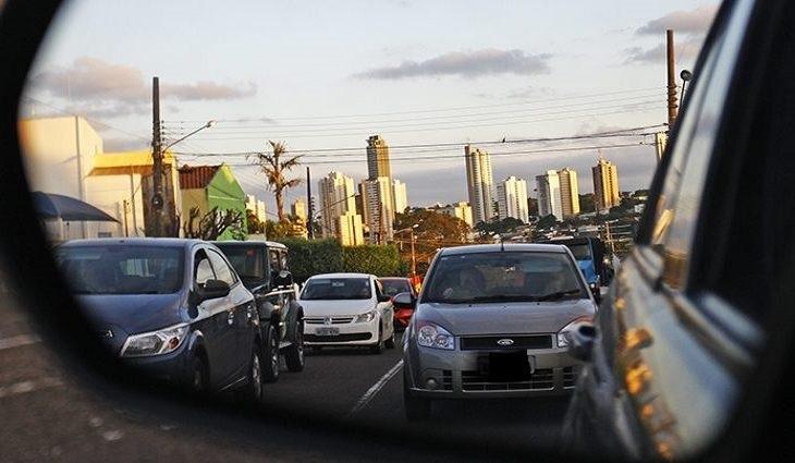 IPVA pode ser pago à vista com 15% de desconto até 31 de janeiro.