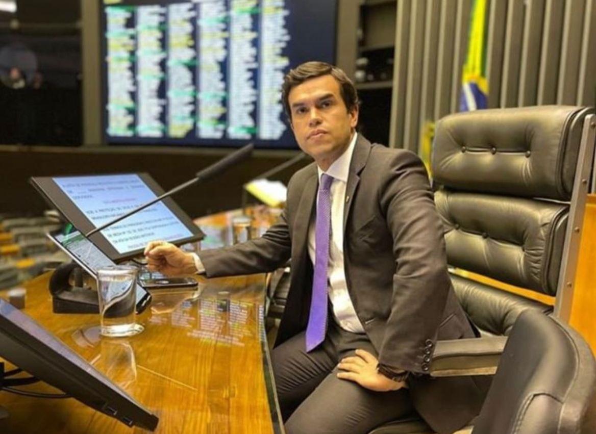 PSB, MDB, Podemos e PSD disputam para indicar o candidato a vice na chapa de Beto Pereira.