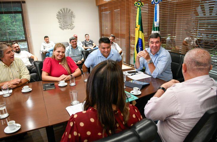 Santa Rita do Pardo terá R$ 12 milhões do Governo de MS para iluminação, recapeamento e assistência social.