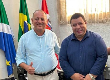 Após um ano, juíza suspende reajuste fora de época e ilegal de prefeito de Taquarussu.