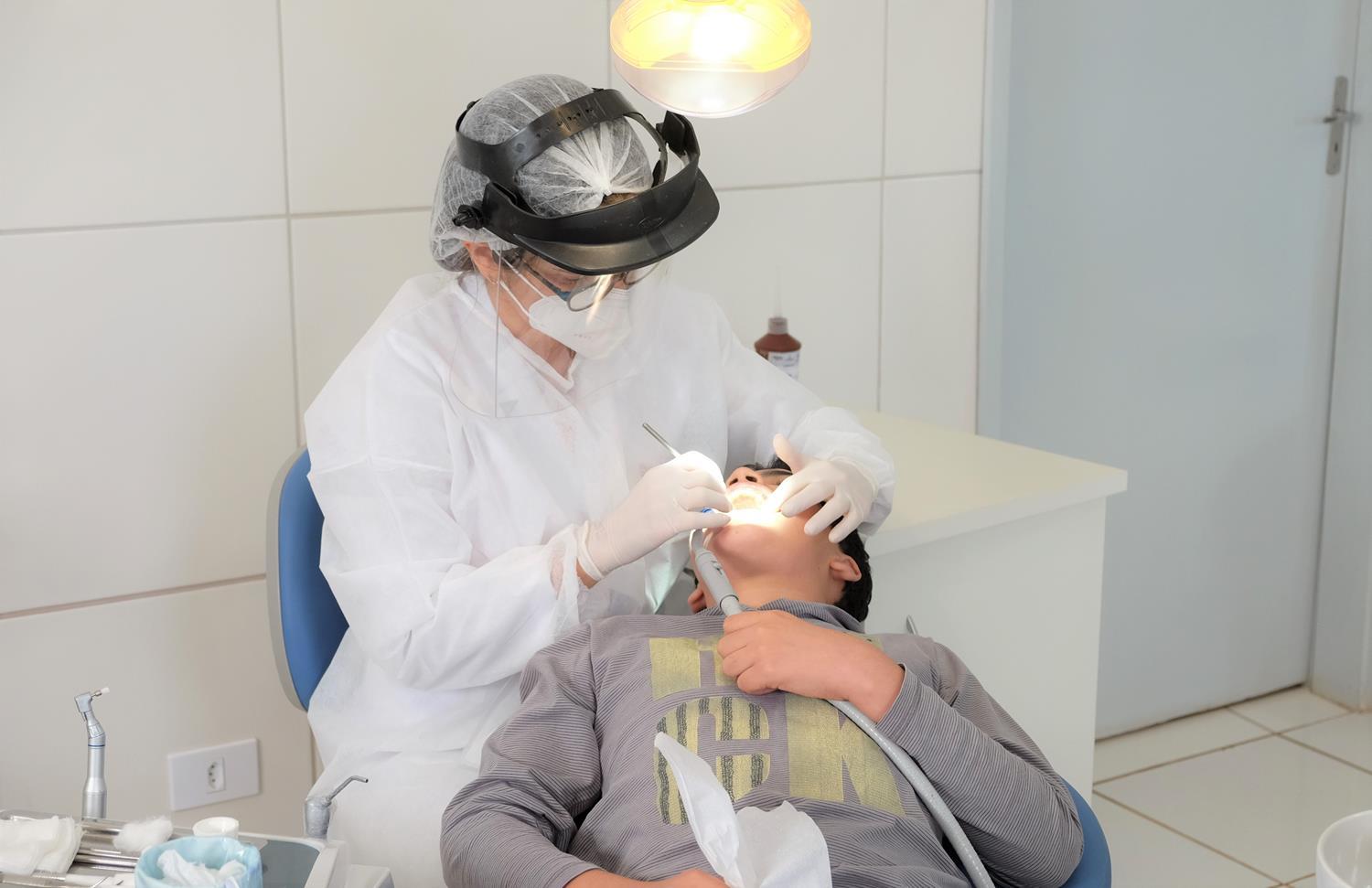 Campo Grande amplia acesso a serviços odontológicos e oportuniza tratamento adequado a milhares de pessoas.