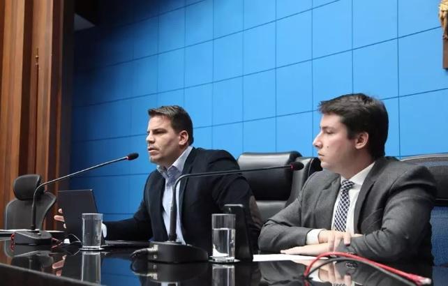 Contar diz que defende estado democrático e João Henrique vê perseguição de Zeca do PT.