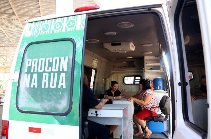 Procon na Rua atende consumidores sábado no Portal Caiobá, em Campo Grande.