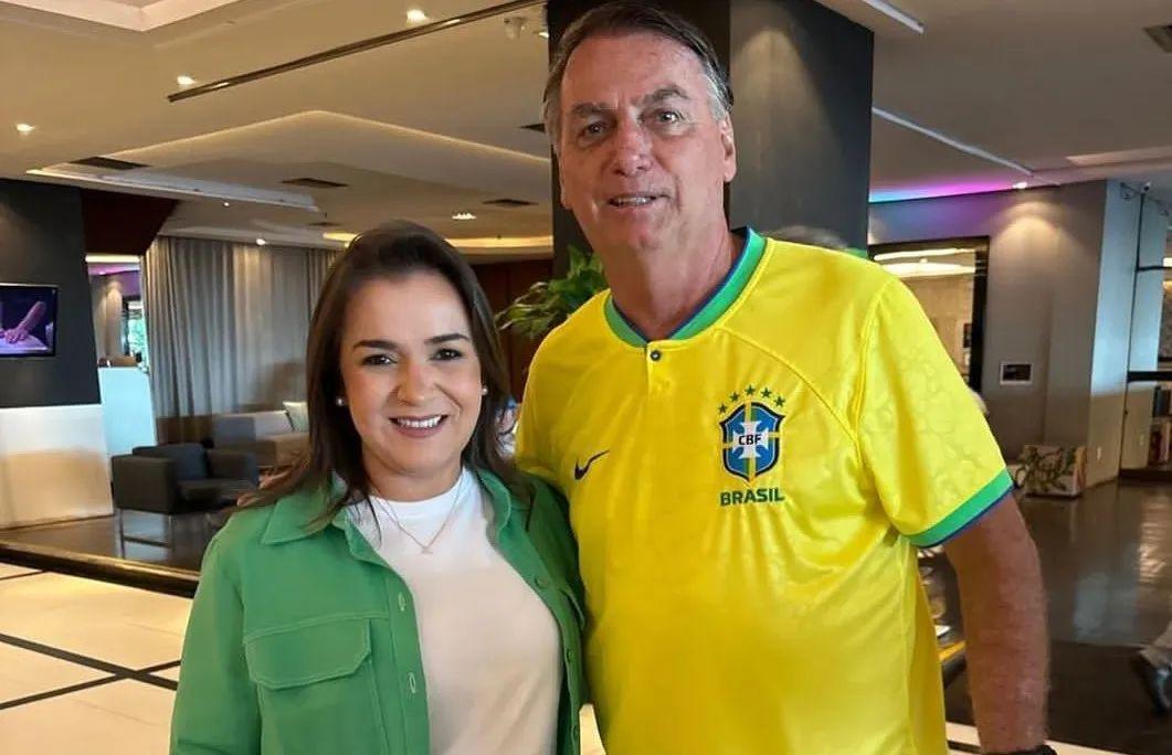 A Prefeita Adriane Lopes  vai a ato convocado por Bolsonaro no Rio de Janeiro.