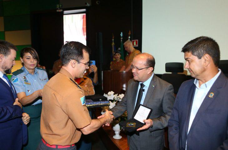 Centro Integrado de Operações de Segurança comemora 20 anos com entrega de honrarias.