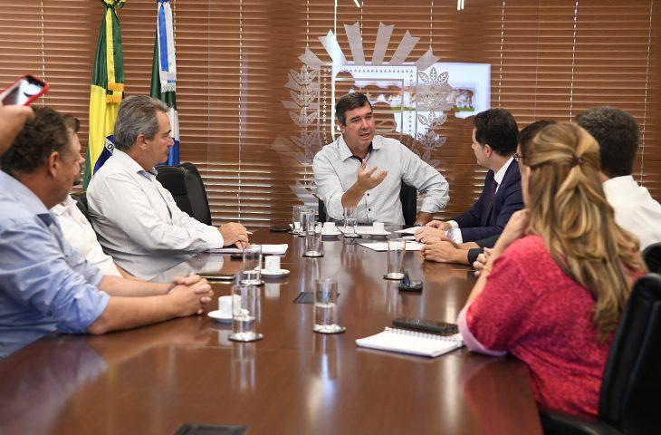Governo de MS recebe projeto para melhoraria da produção leiteira no Estado.
