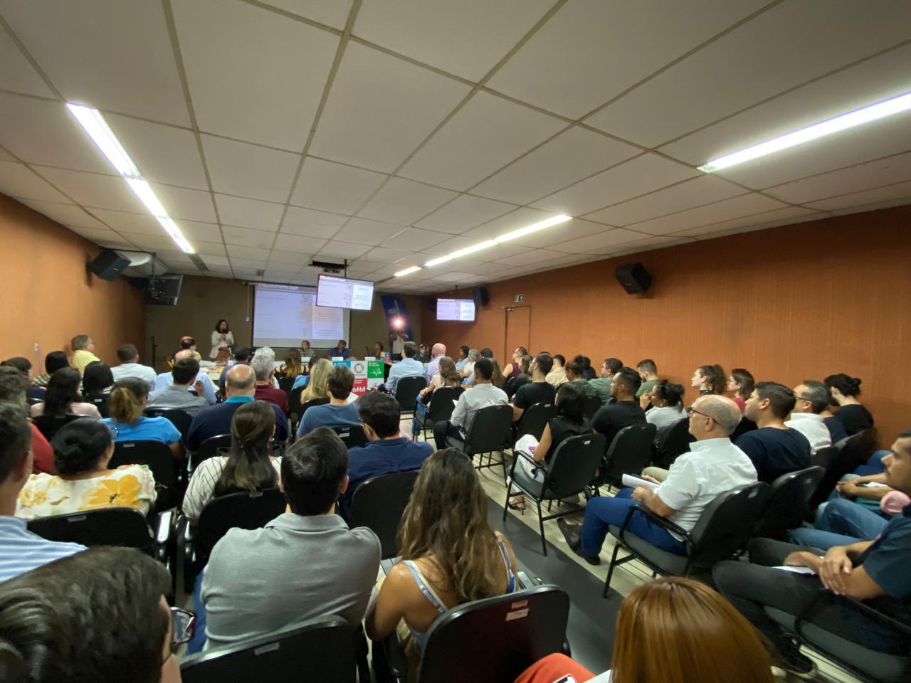 Prefeitura realiza Audiência Pública para apresentação de estudo de impacto de vizinhança de empreendimento no Bairro Jardim Autonomista.