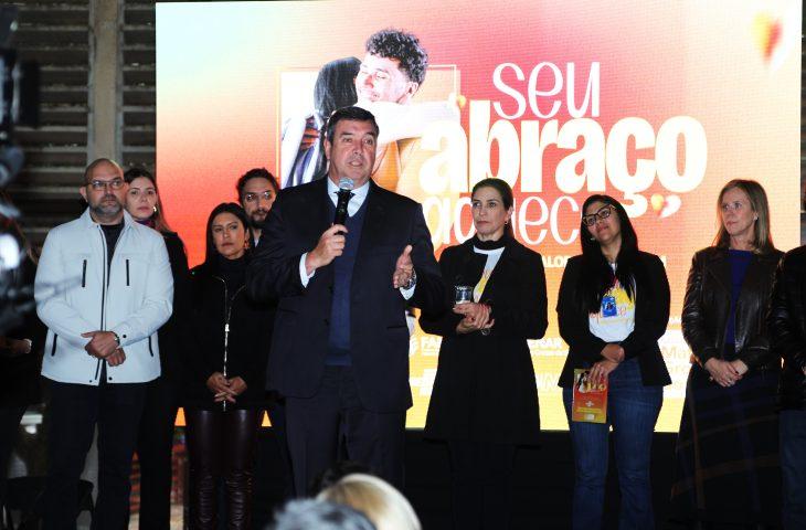 Campanha do agasalho “Seu Abraço Aquece” chega ao final com recorde de peças arrecadadas.