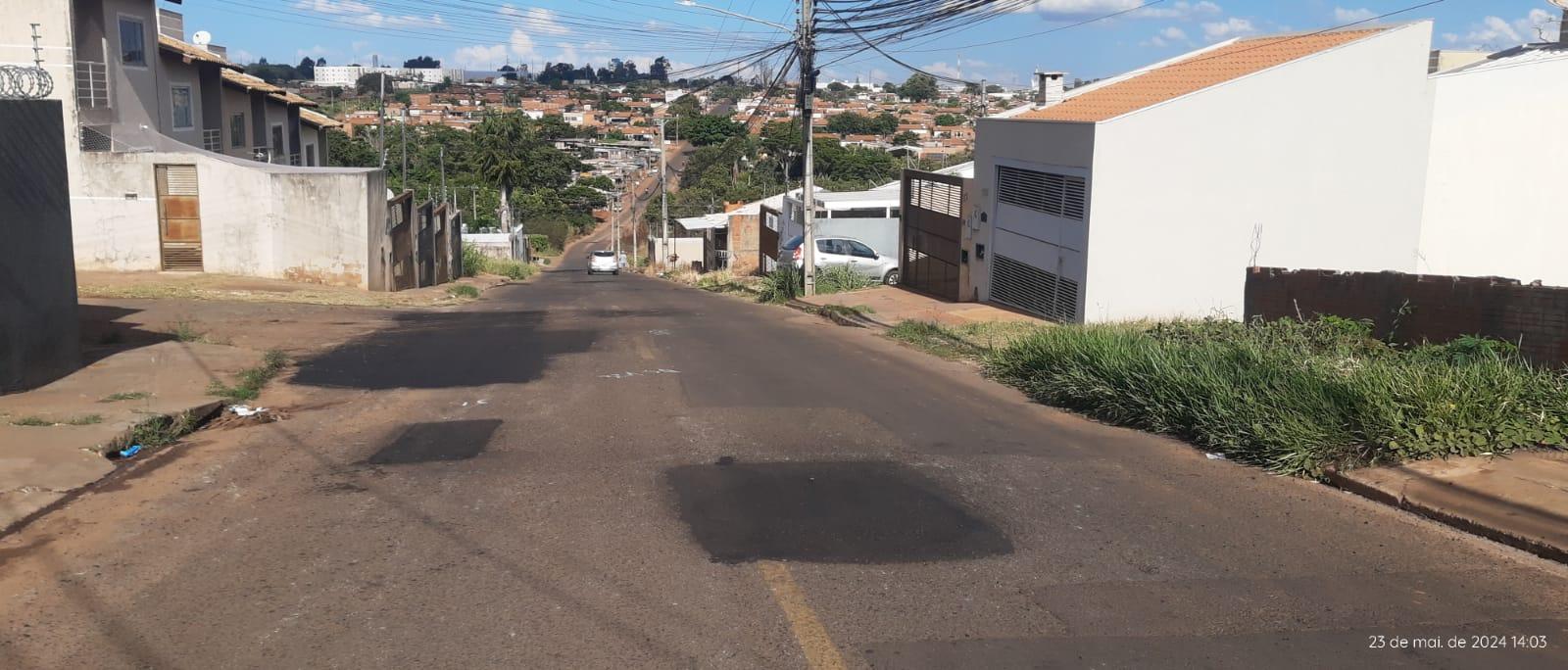 De remoção de poste a tapa-buracos, Betinho leva melhorias para o Nova Lima e região.