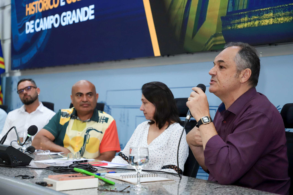 Em audiência, vereador Prof. André Luis diz que Campo Grande está perdendo a sua história.