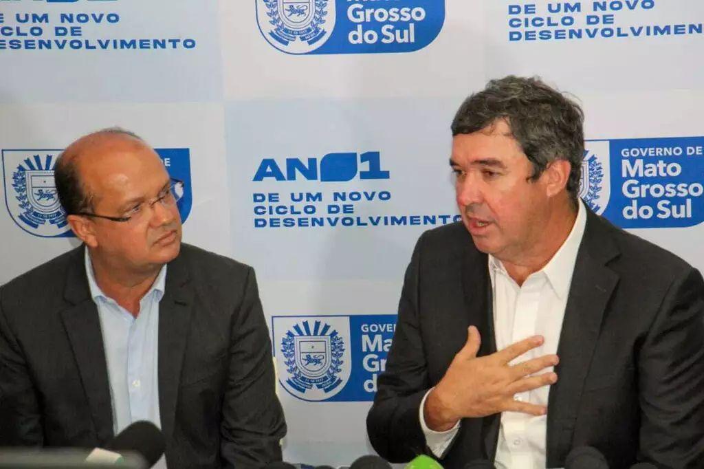 O vice Governador Barbosinha não assume com Eduardo Riedel nos EUA e ainda pode disputar a prefeitura.
