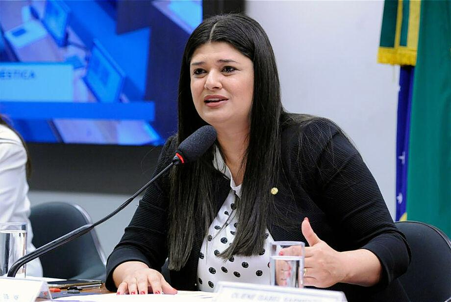 Rose solicita substituição na Sudeco e agora a pré-candidatura é irreversível.
