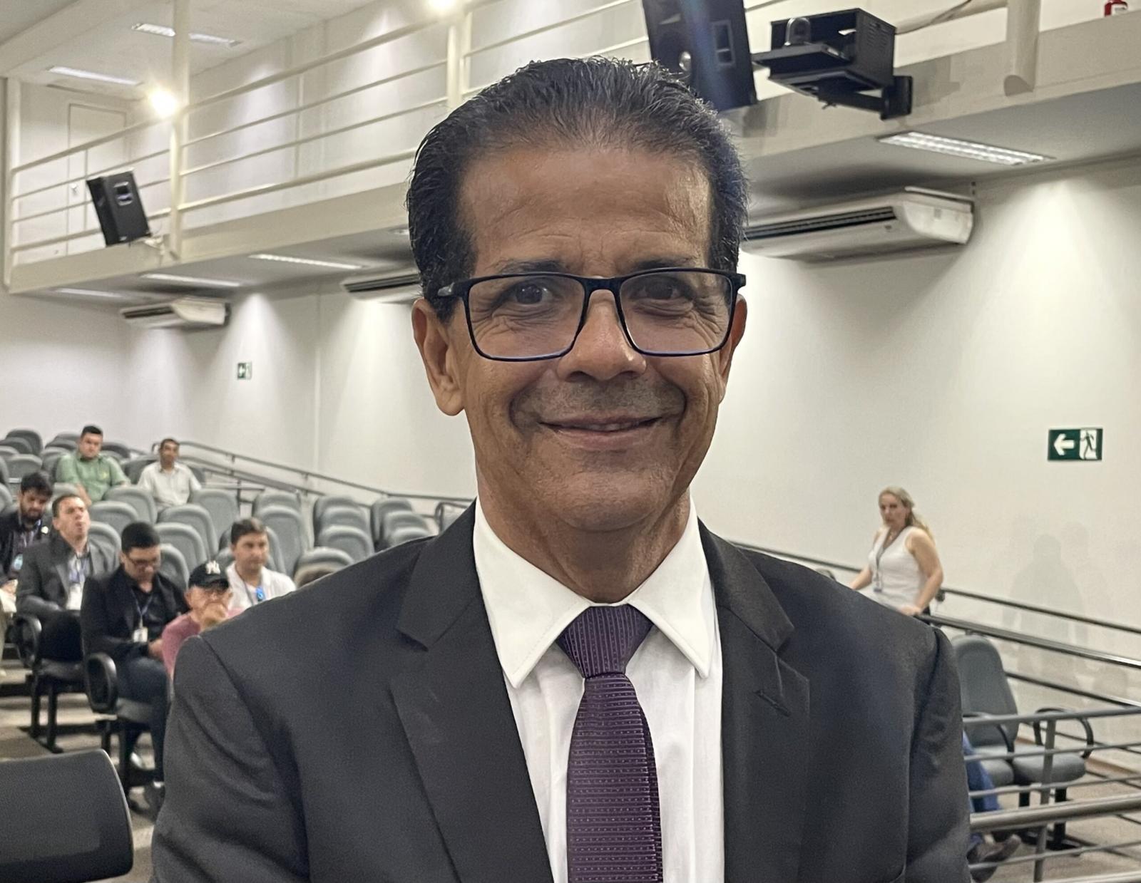Vereador Eduardo Miranda se recupera após princípio de infarto e prepara-se para cateterismo.