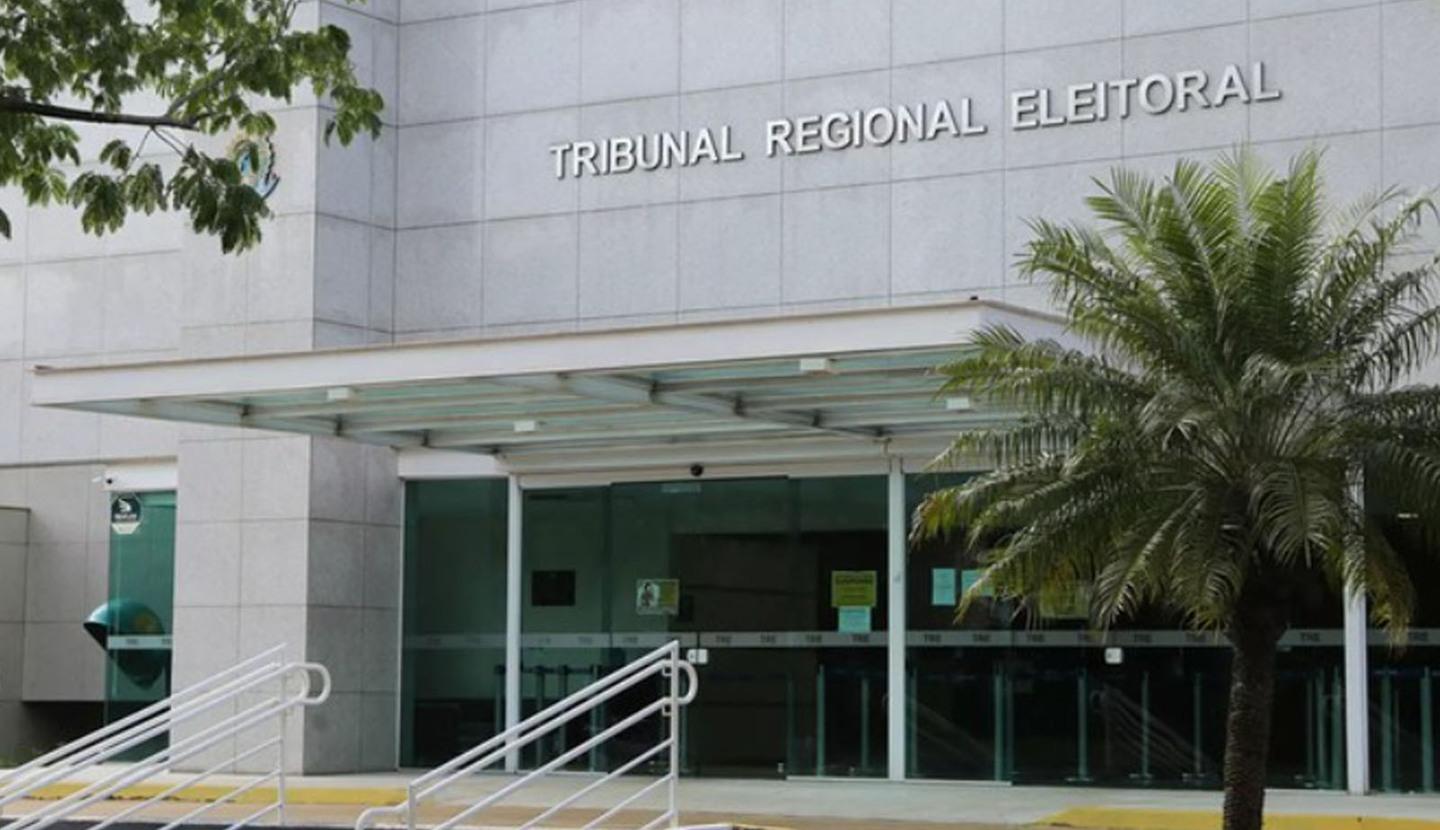 Alerta: Juiz proíbe pré-candidato de impulsionar conteúdo na rede social.