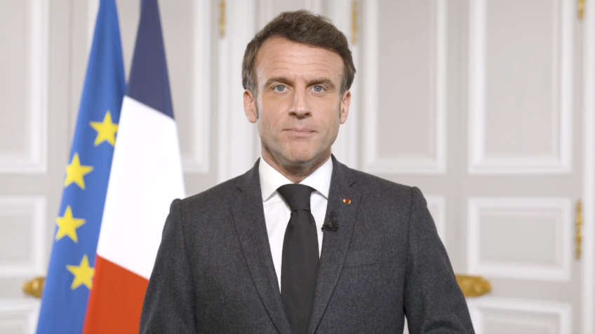 Macron dissolve parlamento e convoca eleições legislativas antecipadas na França.