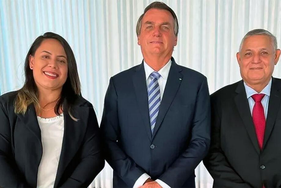 Jair Messias Bolsonaro indicará vice de Beto Pereira e nome será Coronel Neidy ou a filha do Tenente  Portela.