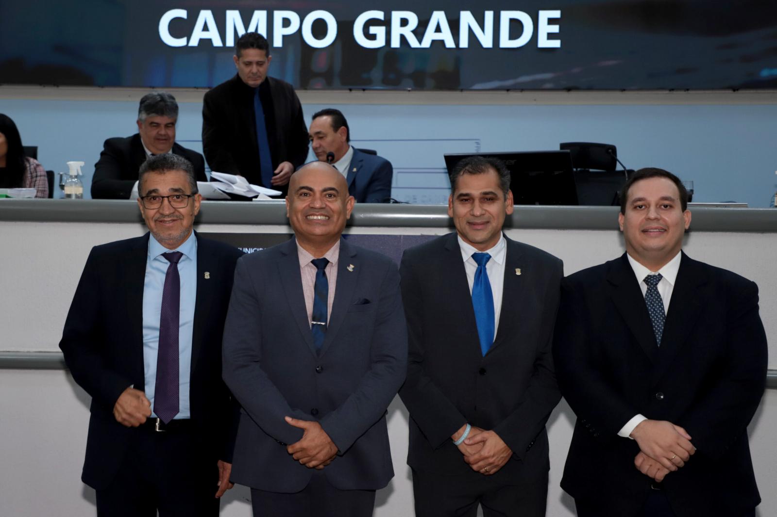 Câmara define vereadores para compor a Comissão de Recesso.