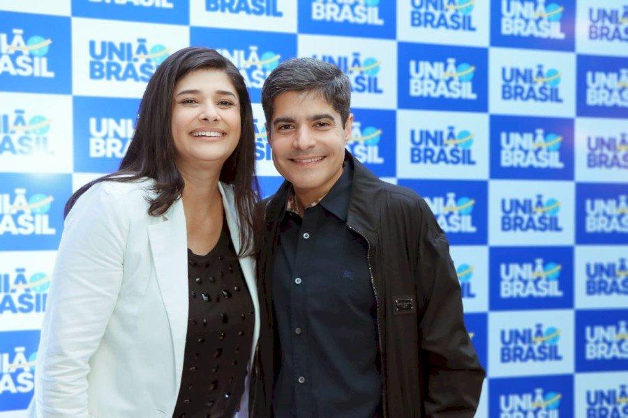 Líder em todas as pesquisas em 1° lugar, Rose Modesto diz ser alvo de “mentiras’ e “jogo sujo” nas redes sociais.