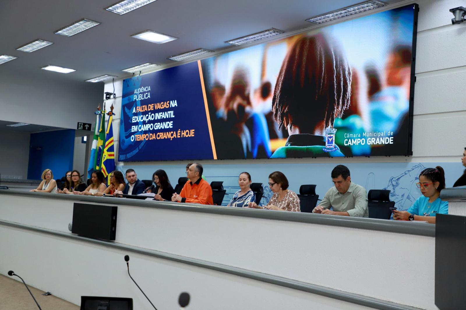 Câmara discute falta de vagas na educação infantil de Campo Grande.