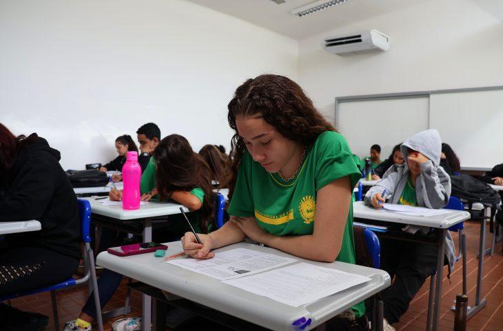 Inscrições para bolsas em pesquisa científica e tecnológica no Ensino Médio vão até o dia 6.