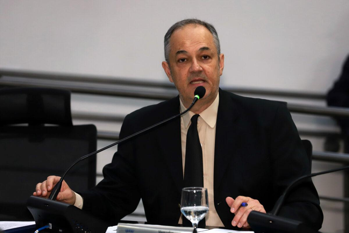 O vereador André Luís Soares Fonseca usou o empréstimo de R$ 268,6 milhões para reforçar o pedido de liminar para suspender a obra do hospital municipal de  Campo Grande.