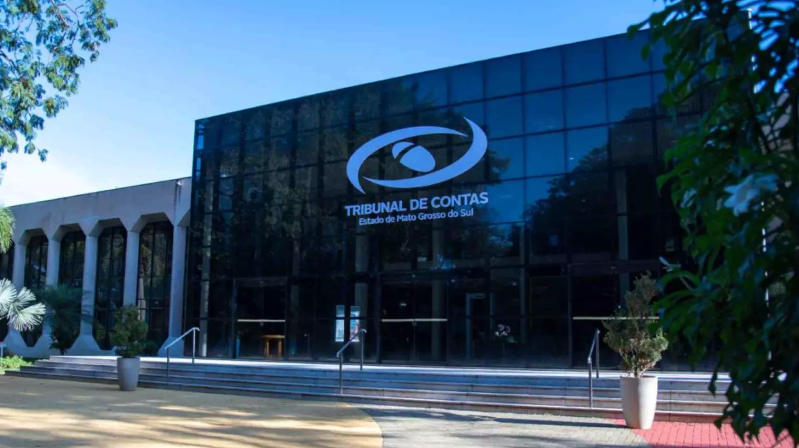 Tribunal de Contas investiga Adriane Lopes por suspeita de fraude em licitação de R$ 24 milhões.