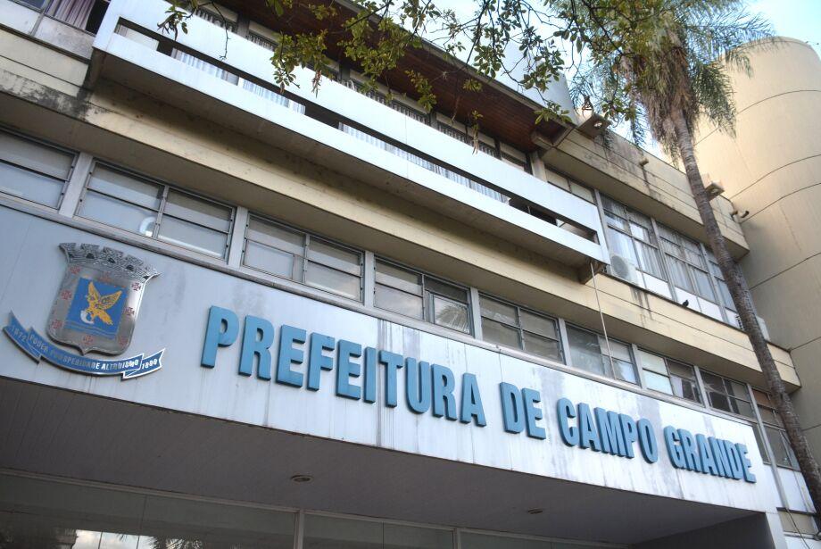 Folha secreta tem salário de R$ 88 mil por mês para servidora do 1º escalão.