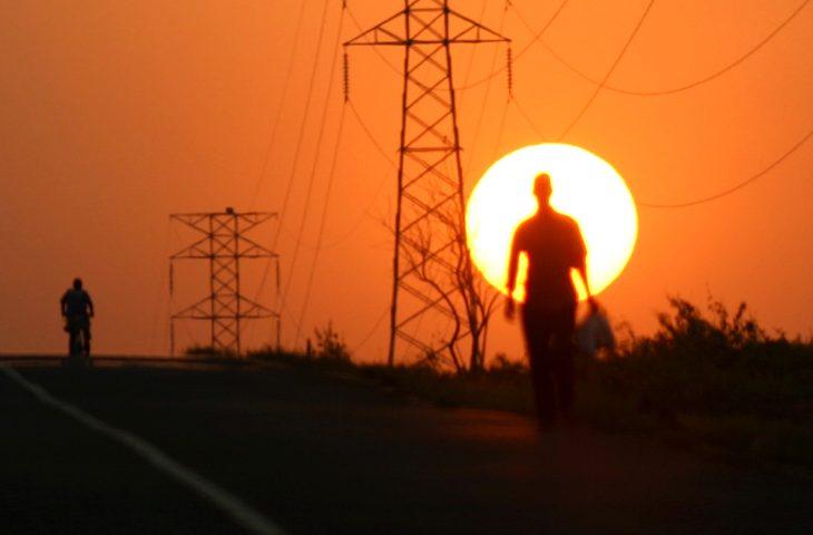 Prognóstico da primavera: com altas temperaturas e possíveis chuvas, período deve ser o mais quente do ano.