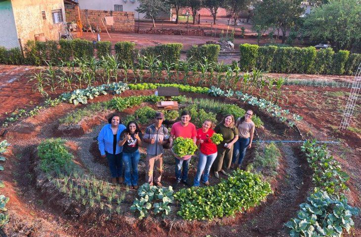 Bolsistas do Pictec inovam agricultura familiar em Anhanduí com apoio da Fundect.