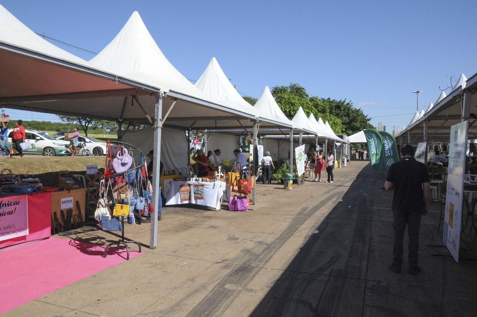 13º Drive-Thru da Reciclagem é realizado em Campo Grande.