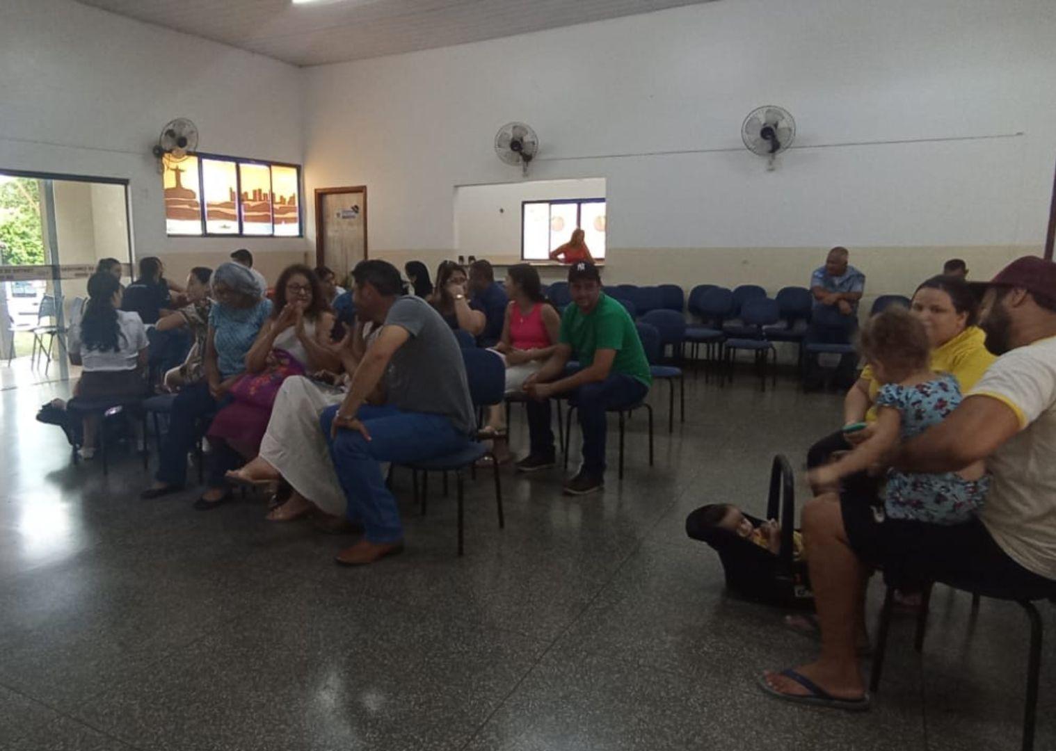 População de Vicentina recebeu atendimentos da Carreta da Justiça.