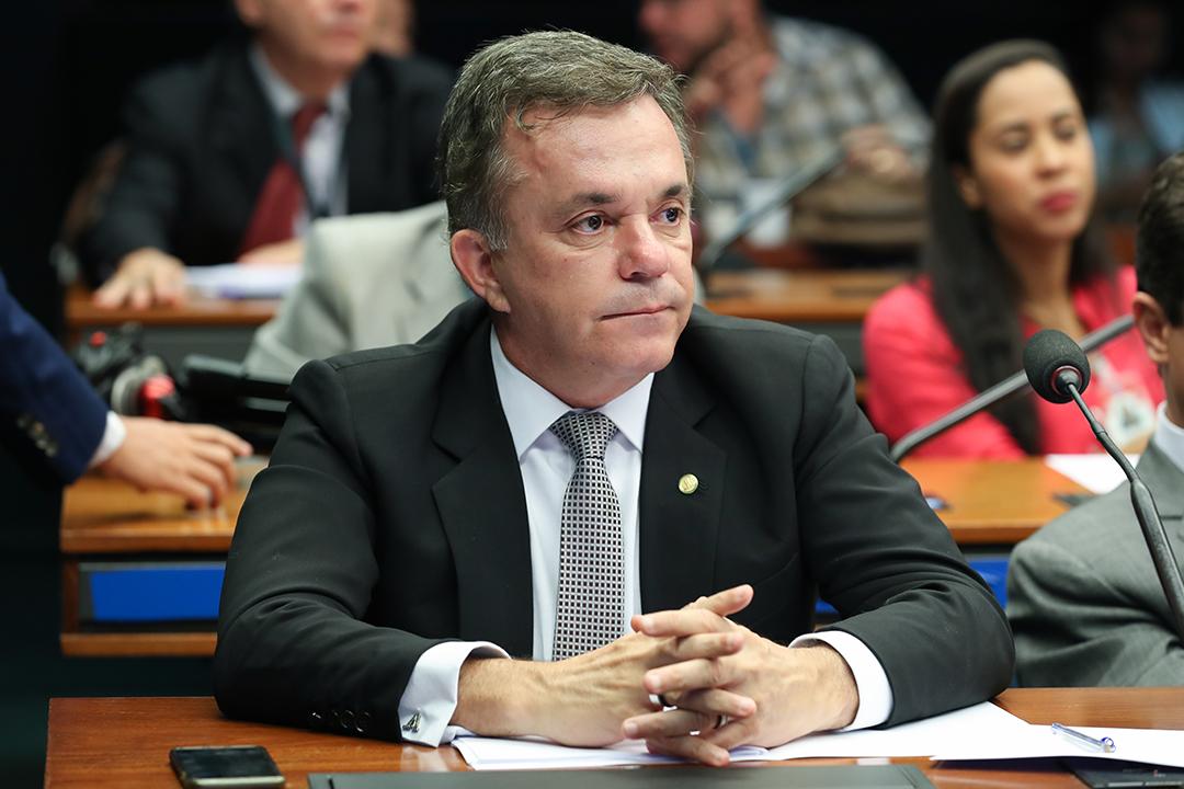 Verba federal para reforma da Feira Central em Campo Grande está preservada, garante Vander Loubet.