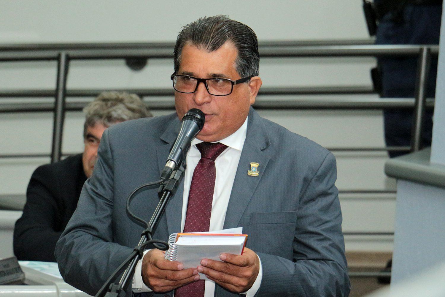 Vereador que renunciou mandato a mando do PSDB, Ademir Santana é nomeado no Governo.
